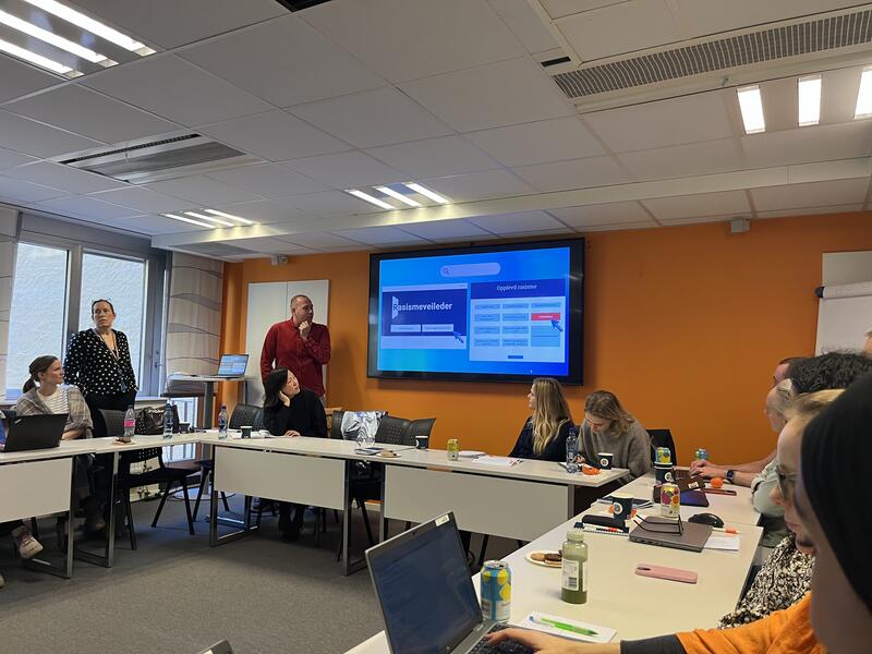 Deltakere på nettverksmøte i Sykepleiernes hus