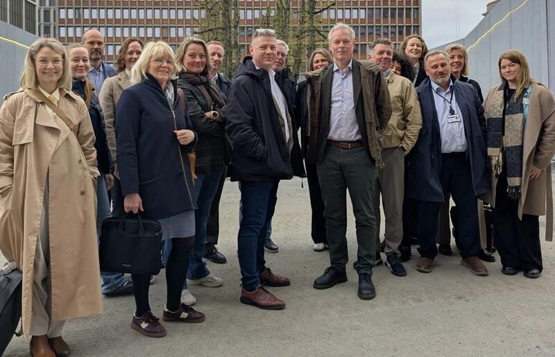 Steinar A. Sæther leder Unios forhandlingsutvalg i staten. Her er hele utvalget før oppstart av årets lønnsforhandlinger. Foto: Forskerforbundet / Lars Kolltveit