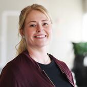 Portrettbilde av Thea Marie Knudsen